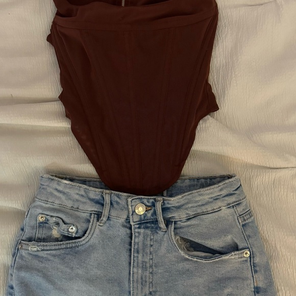 Mini Denim Shorts Size 0 - Picture 2 of 2